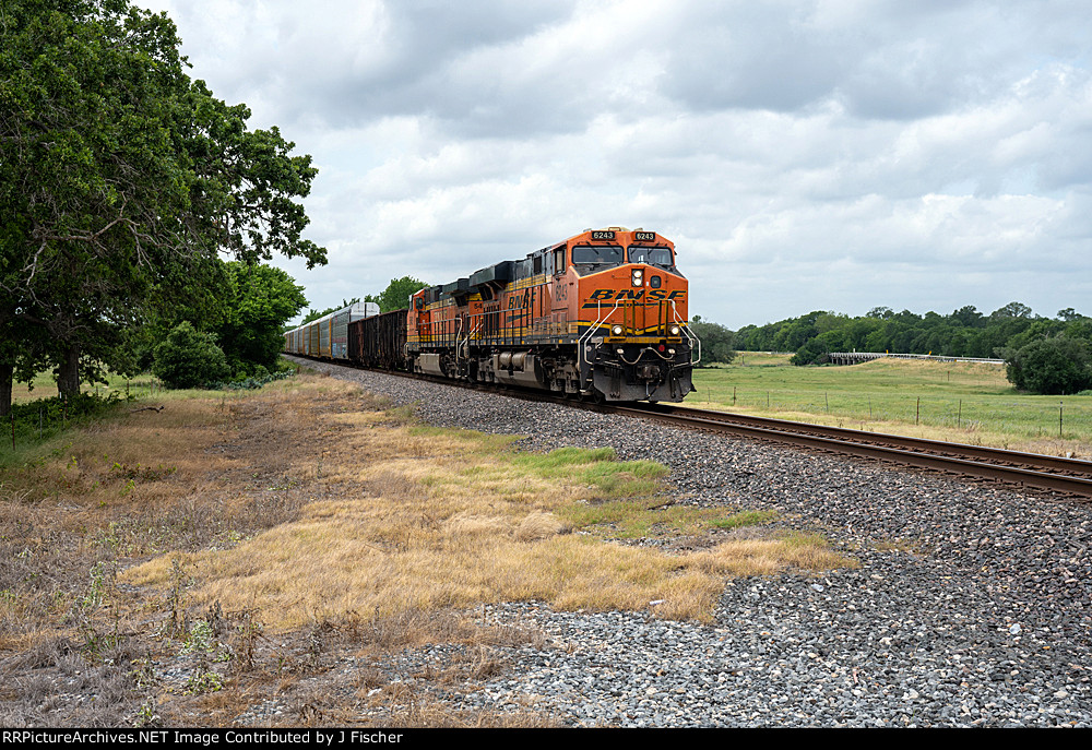 BNSF 6243